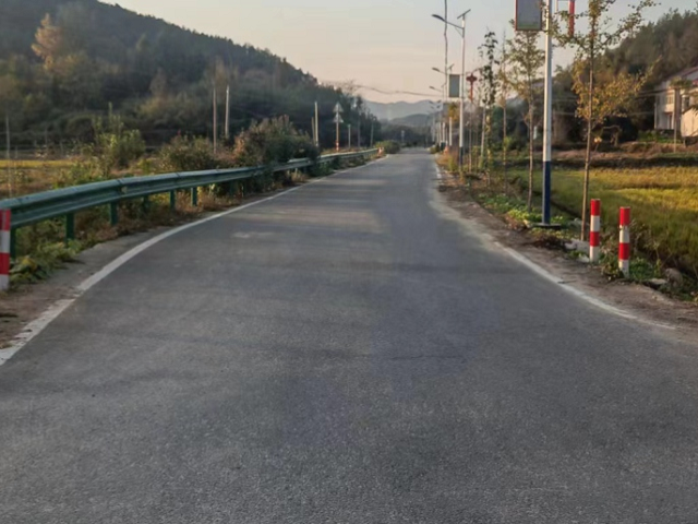 方咀鄉(xiāng)伯仲橋村四好公路項目